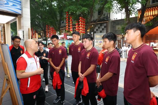 摘下你女人的手