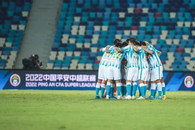 阿姨湿内裤想撕破