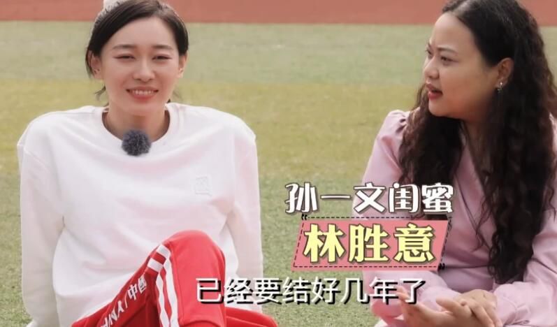 丝袜诱惑中文字幕