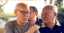 800av凹凸